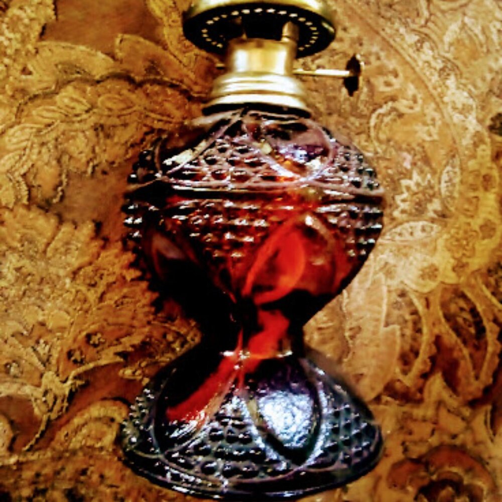 Brown glass oil lamp  No shade